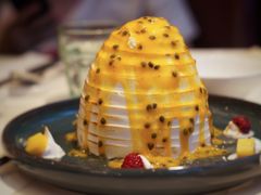 -港丽餐厅(高德置地店)