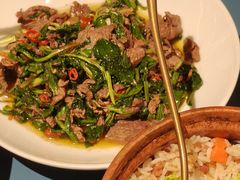 -一坐一忘云南菜(嘉里中心店)