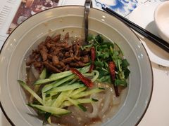 手工大拉皮-东方饺子王(新奥购物中心店)