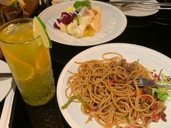 -洛缦音乐餐厅(工业展览馆万象城店)
