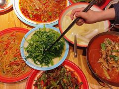 -先启半步颠小酒馆(虹桥龙湖天街店)