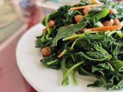 拌山野菜-北京龙庆四季香农家饭庄·灶台鱼·碳烤虹鳟鱼(龙庆峡店)