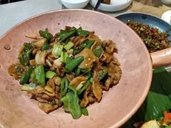 辣椒炒肉-云海肴·汽锅鸡·云南菜(领展购物广场·中关村店)