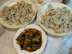 -雪乡人家东北菜·铁锅炖一切(高斯路店)
