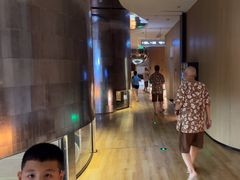 -涨巢·潮玩水疗局