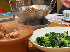 -黄泥岗·地道湖北菜(奥特莱斯店)