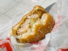 麦辣鸡腿汉堡-麦当劳(宾水西道店)