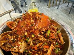 -凤凰路何眼镜香辣蟹(花果园店)