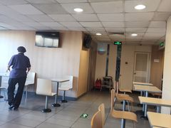 -麦当劳(军博店)