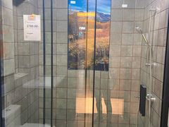 -百安居装修建材卖场(罗湖店)