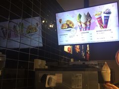 -肯德基(宝龙店)