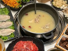 -汤宴·参须肚包鸡(南京路店)