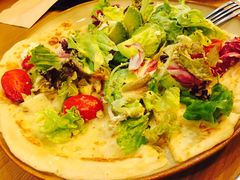 照烧鸡肉配牛油果拉法沙拉-HELLO 27 意面·沙拉·帕尼尼