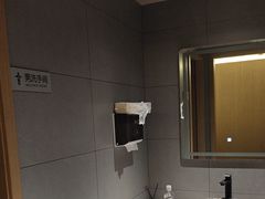 -耳湾躺式采耳SPA馆(保利五月花店)