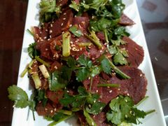 香菜拌牛肉-茗椀楼餐厅