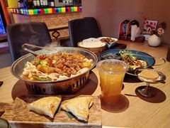 -耶里夏丽·丝路国际·新疆餐厅(浦东区东方路店)