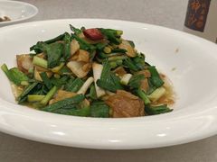 大蒜炒猪头肉-苏启渔港(云南北路店)