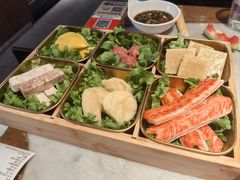 -尚尚仙·酸汤猪手·猪肚鸡火锅(华联万柳购物中心店)