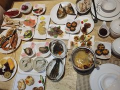 -雍和会海鲜姿造自助(湖东路店)