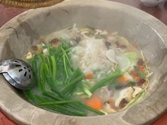 -姚记抚仙湖石锅鱼庄