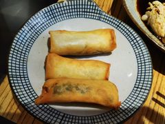 雪菜黄鱼春卷-南小蟹手工點心(三里屯店)