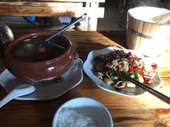 -小锅巴纳西餐厅