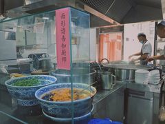 -陇上全荟兰州传统牛肉面(延吉路店)