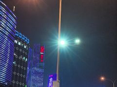 -新中关购物中心
