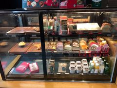 面包甜点陈列柜-星巴克臻选(重庆沙坪坝店)