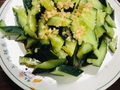 拍黄瓜-清真永恒华威肉饼(潘家园店)
