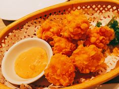 -必胜客(威高广场店)