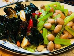-山里屯铁锅炖·东北菜(康桥店)