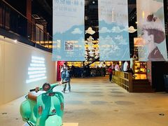 -半山书局(新世纪商城店)
