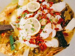 -绿草地·湘菜(酃湖师院店)
