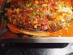 蒜香味烤鱼-鸣记脆皮烤鱼·海鲜烤鱼(亿合城店)