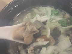-闫家驴肉老店(华电一校店)