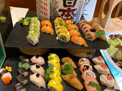-大中华希尔顿酒店-念自助餐·嗨啤·小龙虾