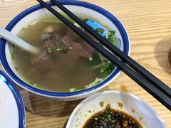 -禧凰·老上海白斩鸡辣肉面店