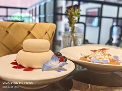 -LESCEDARS Brasserie Bistro香柏树