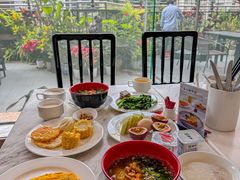 -深圳富苑皇冠假日套房酒店