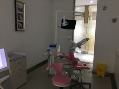 -雅悦齿科(顾村公园店)