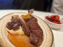 招牌大里脊双人份-Wolfgang’s Steakhouse 沃夫冈牛排馆(上海白玉兰广场店)