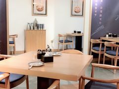 大堂-杨妈妈粥店(华山路店)