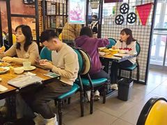 大堂-丛林狼非遗酱骨·现炒餐厅(人民路店)
