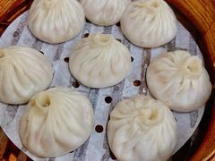 -莱莱小笼·乔艾