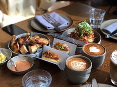 卡布奇诺-BOR Eatery(安福路店)