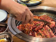 -明洞阿姨·韩式酱蟹烤肉·创意料理(三元桥店)