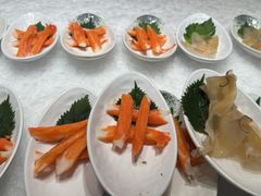 -雍容荟活帝王蟹活龙虾自助(苏宁旗舰店)