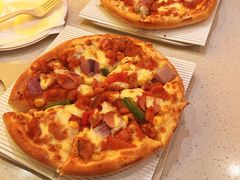 新奥尔良烤鸡肉比萨-尊宝比萨(华景新城店)