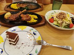 -萨莉亚意式餐厅(特力时尚汇店)